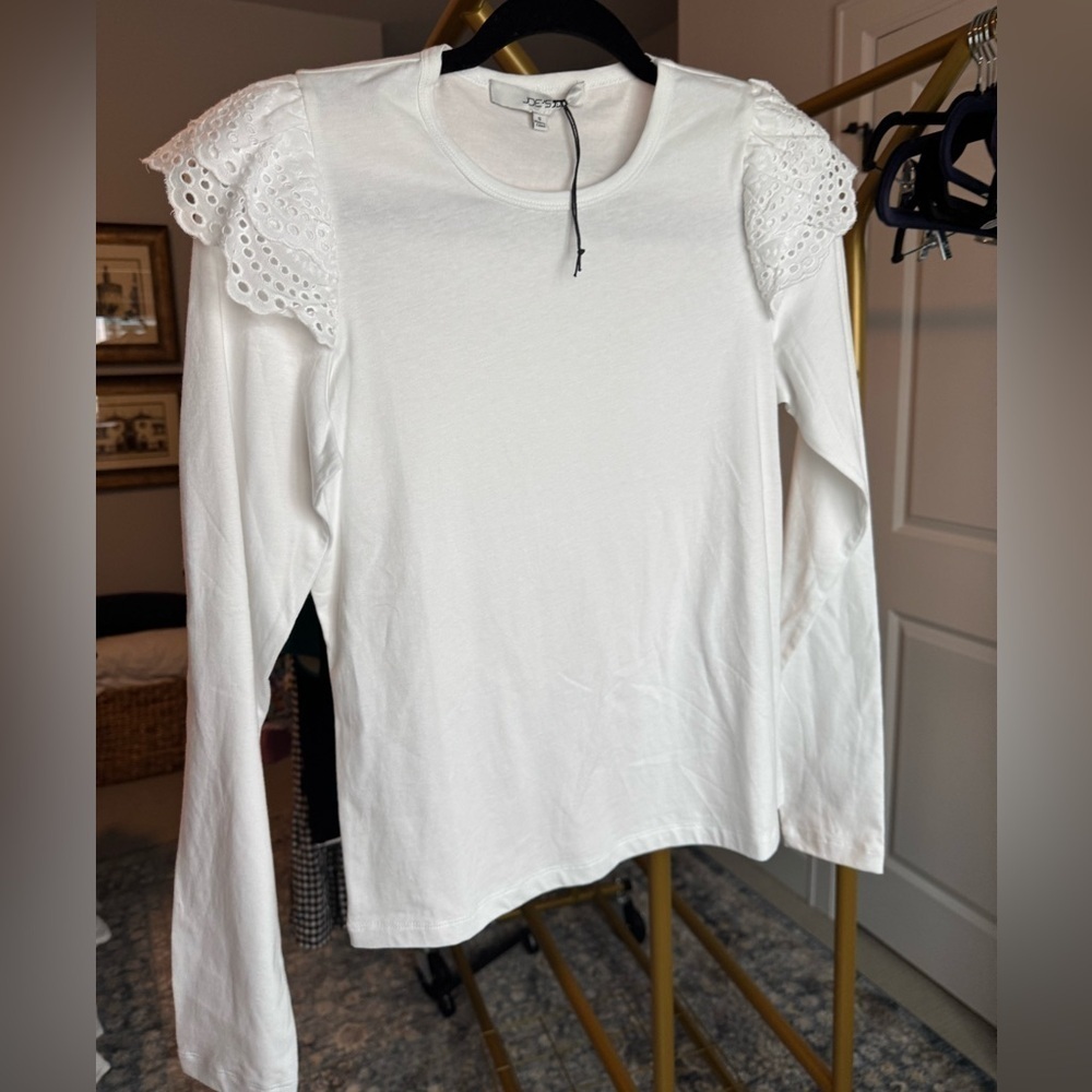 Joe’s Jeans White Long Sleeve Knit Ruffle Shoulder Tee Size Small New With Tags - Picture 2 of 8